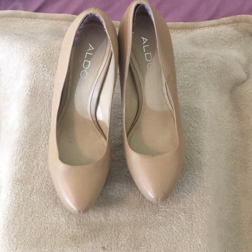 Beautiful nude heels